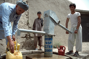 National Solidarity Program (NSP) wells built in Aqee Boy and Ortabiz-e-Farghana vilages. © Imal Hashemi / Taimani Films / World Bank