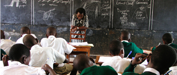 A primary classroom in Kampala. Uganda. © Arne Hoel / World Bank