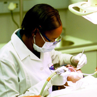Dentist at work. South Africa. © Trevor Samson / World Bank